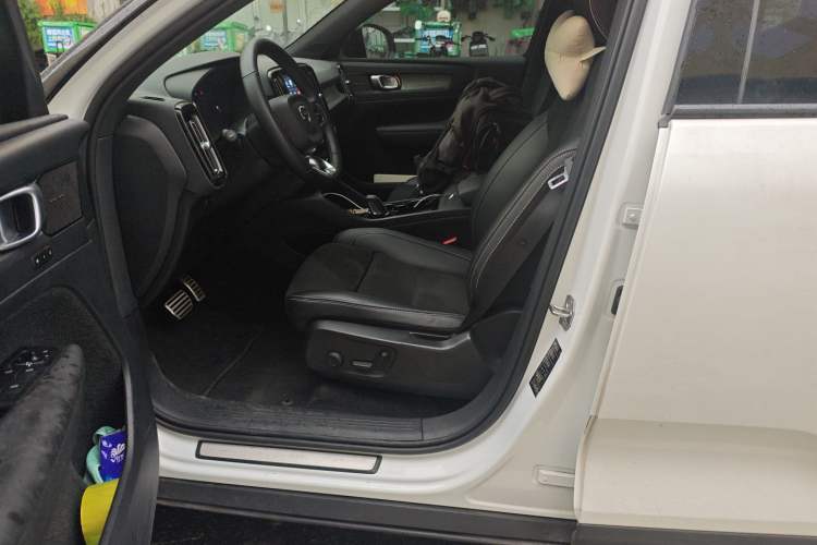 Used Volvo XC40 New Energy 2022 Long-Range PRO Version Left Front Seat
