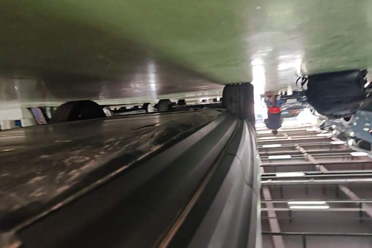 Used Volvo XC40 New Energy 2022 Long-Range Version Left Side Sill