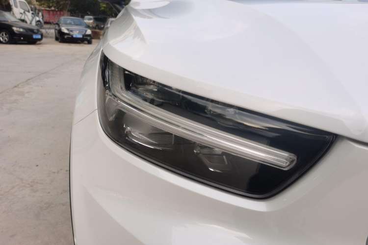 Used Volvo XC40 New Energy 2022 Long-Range PRO Version Right Front Headlight