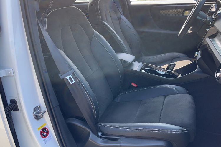 Used Volvo XC40 New Energy 2022 Long-Range PRO Version Right Front Seat