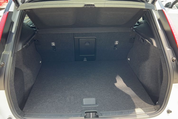 Used Volvo XC40 New Energy 2022 Long-Range Version Trunk