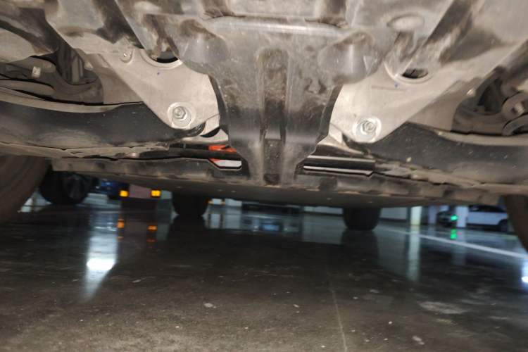 Used Volvo XC40 New Energy 2023 Long-Range Version Chassis Rear