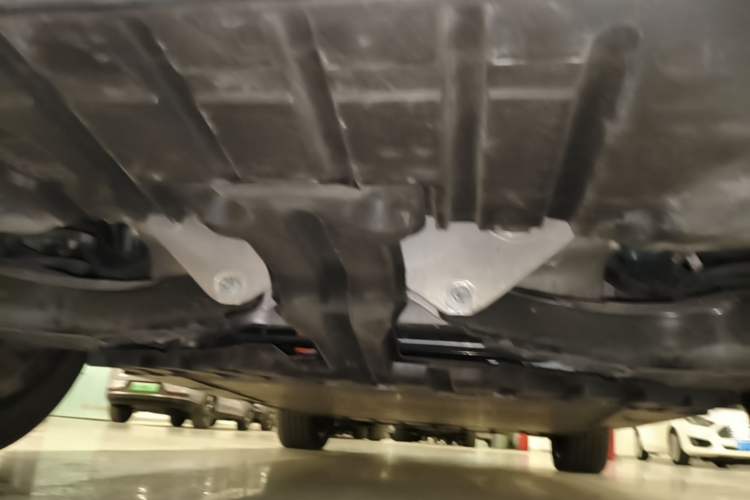 Used Volvo XC40 New Energy 2023 Long-Range Version Chassis Rear