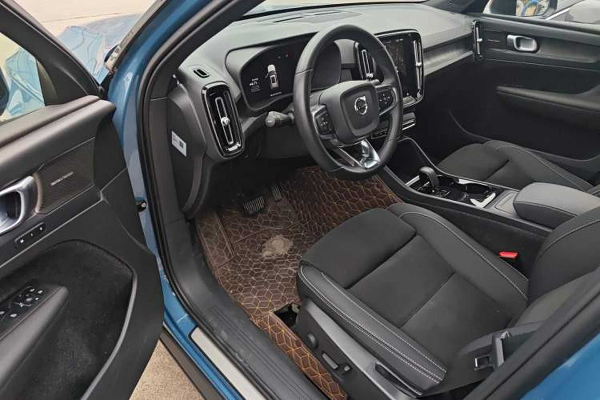 Used Volvo XC40 New Energy 2023 Long-Range PRO Version Driver Seat