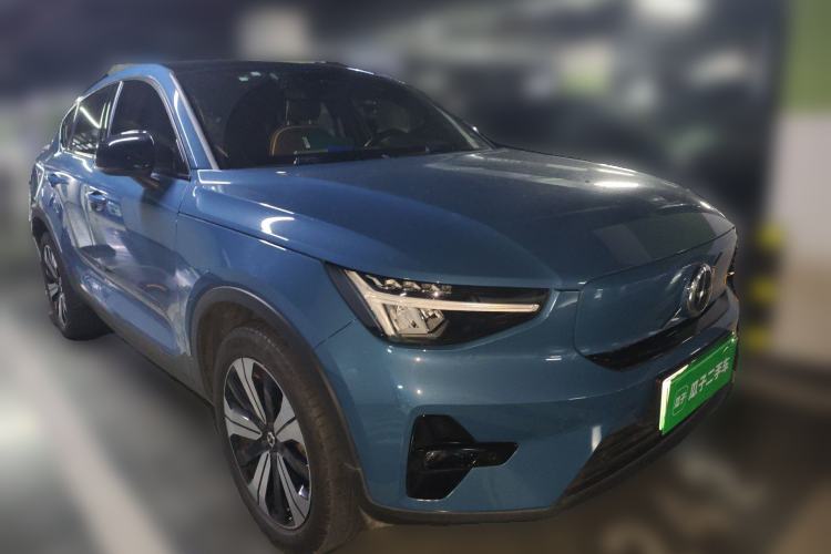 Used Volvo XC40 New Energy 2023 Long-Range Version Front Right 45 Deg