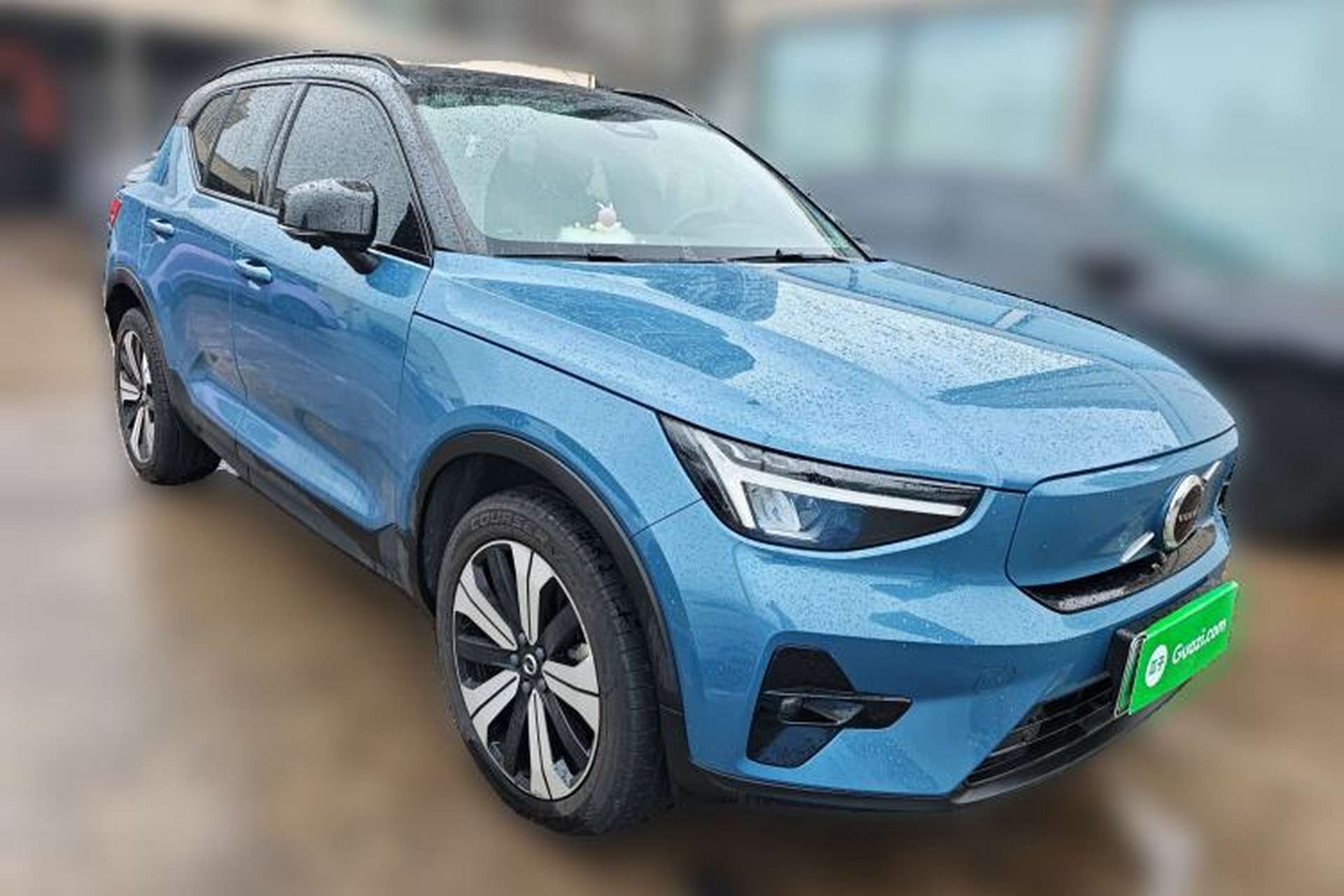 Used Volvo XC40 New Energy 2023 Long-Range Version Front Right 45 Deg