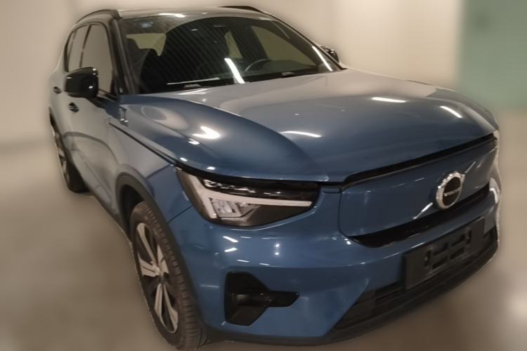 Used Volvo XC40 New Energy 2023 Long-Range Version Front Right 45 Deg