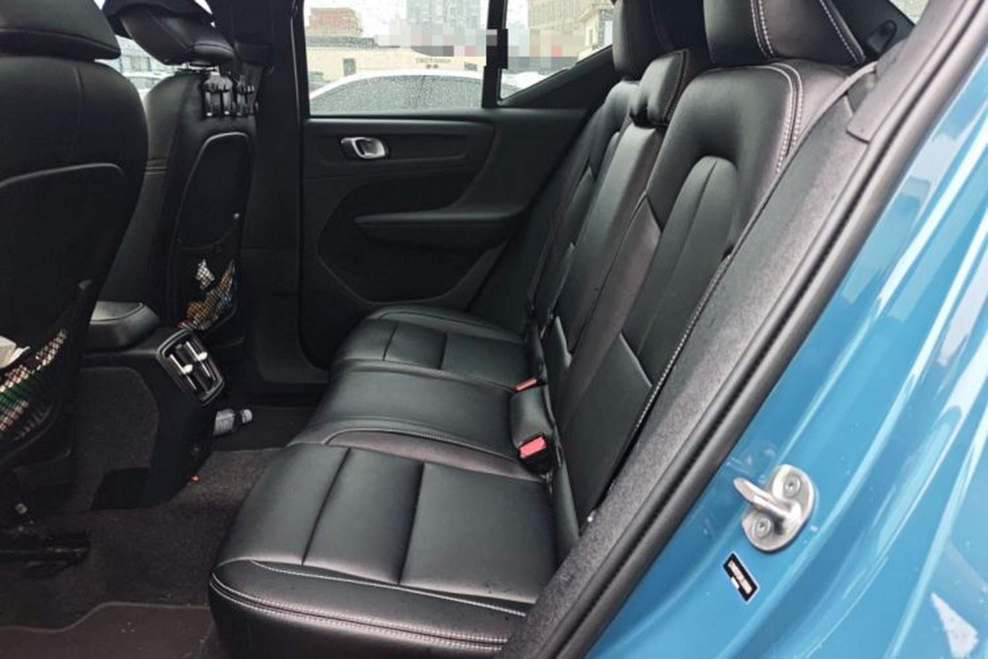 Used Volvo XC40 New Energy 2023 Long-Range Version Left Rear Seat