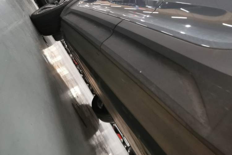 Used Volvo XC40 New Energy 2023 Long-Range Version Left Side Sill