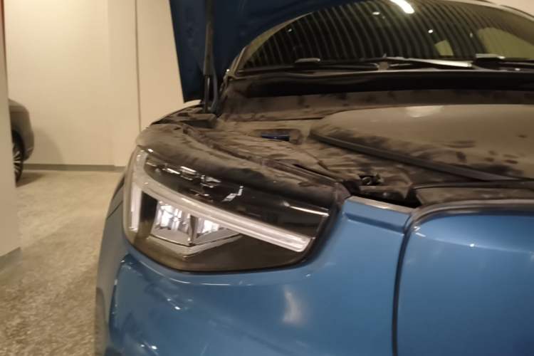 Used Volvo XC40 New Energy 2023 Long-Range Version Right Front Headlight