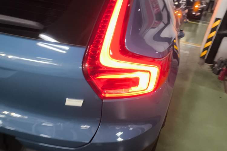 Used Volvo XC40 New Energy 2023 Long-Range Version Right Rear Taillight