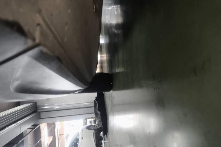 Used Volvo XC40 New Energy 2023 Long-Range Version Right Side Sill