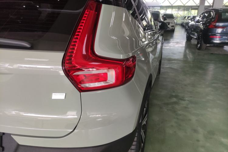 Used Volvo XC40 New Energy 2023 Long-Range Version Exterior 3