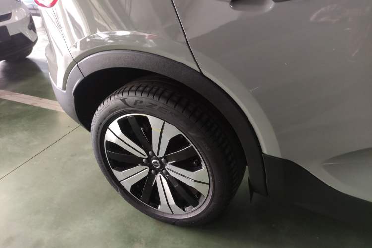 Used Volvo XC40 New Energy 2023 Long-Range Version Exterior 5