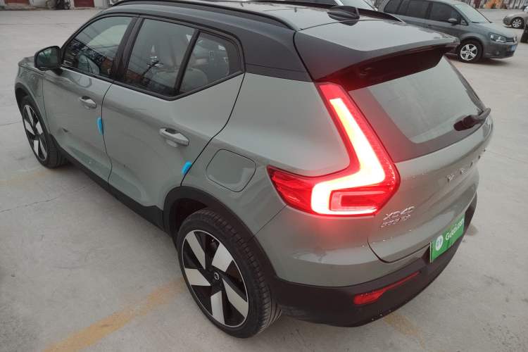 Used Volvo XC40 New Energy 2023 Four-Wheel-Drive High-Performance Version Rear Left 45 Deg