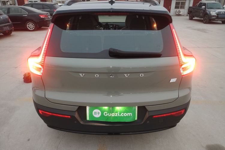 Used Volvo XC40 New Energy 2023 Four-Wheel-Drive High-Performance Version Rear