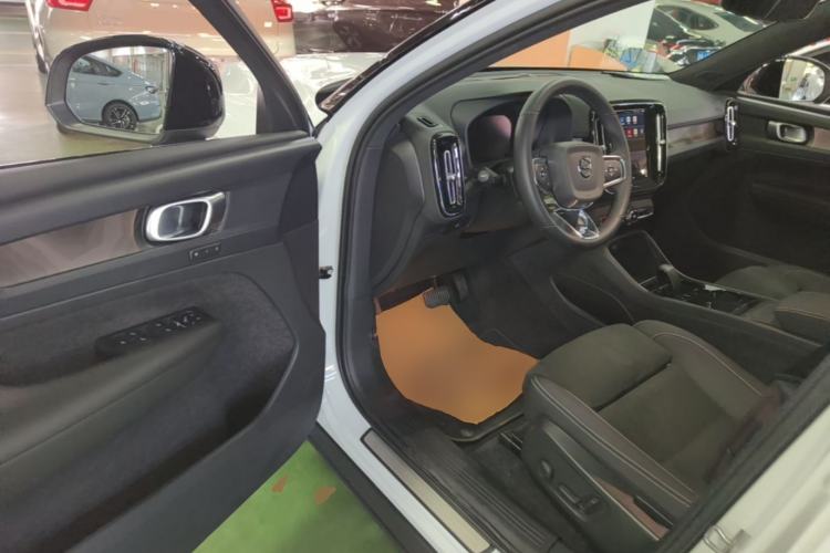 Used Volvo XC40 New Energy 2023 Long-Range Version Driver Seat