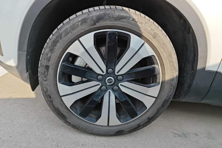 Used Volvo XC40 New Energy 2023 Long-Range Version Exterior 7