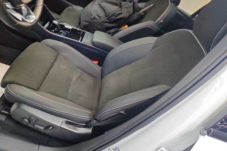 Used Volvo XC40 New Energy 2023 Long-Range PRO Version Left Front Seat
