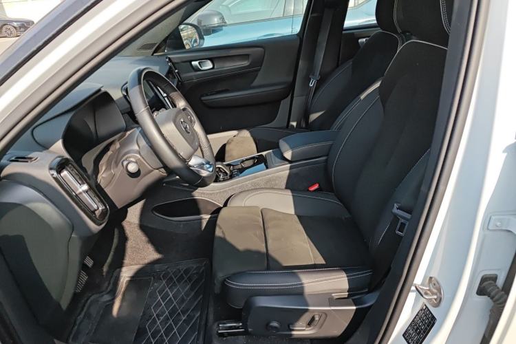Used Volvo XC40 New Energy 2023 Long-Range Version Left Front Seat