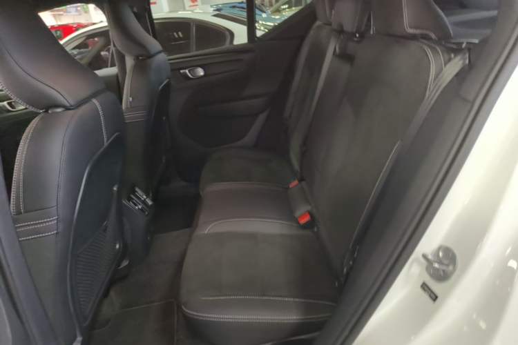 Used Volvo XC40 New Energy 2023 Long-Range Version Left Rear Seat