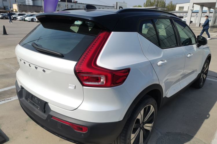 Used Volvo XC40 New Energy 2023 Long-Range Version Rear Right 45 Deg