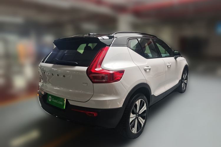 Used Volvo XC40 New Energy 2023 Long-Range PRO Version Rear Right 45 Deg