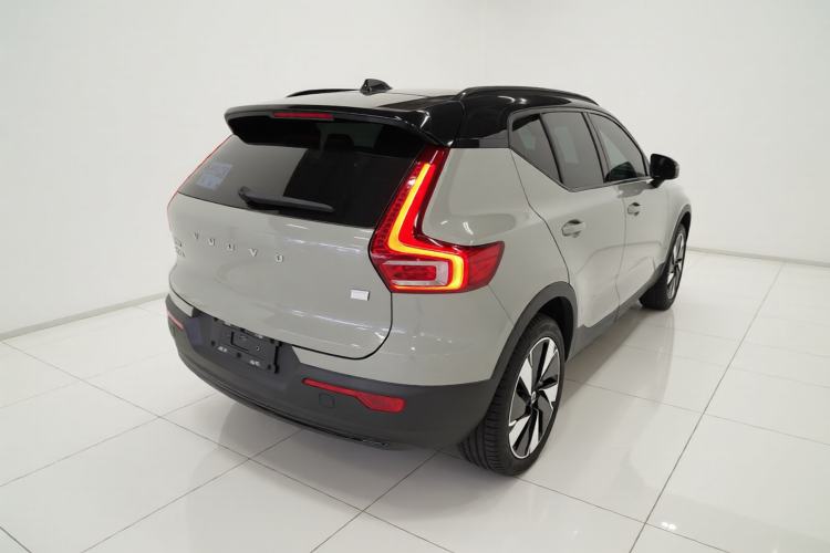 Used Volvo XC40 New Energy 2024 Long-Range PRO Version Rear Right 45 Deg