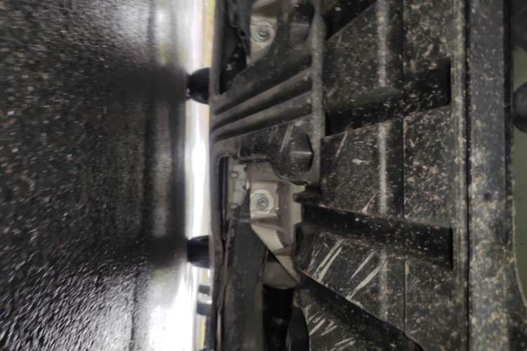 Used Volvo XC40 New Energy 2024 Long-Range PRO Version Chassis Rear