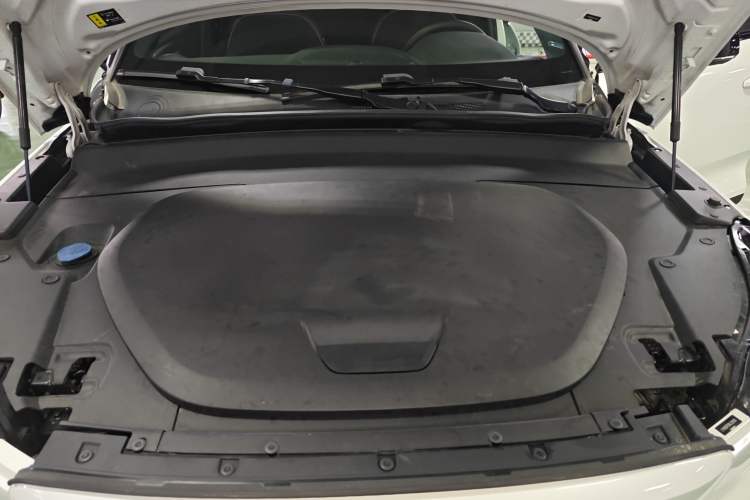 Used Volvo XC40 New Energy 2024 Long-Range PRO Version Engine Bay