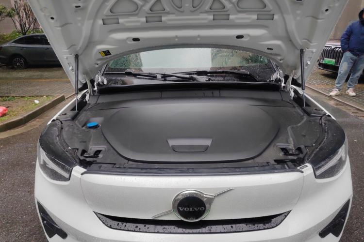 Used Volvo XC40 New Energy 2024 Long-Range PRO Version Engine Bay