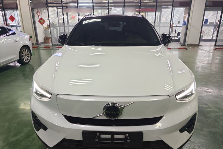 Used Volvo XC40 New Energy 2024 Long-Range PRO Version Front