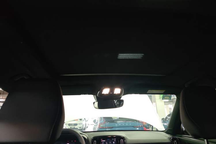 Used Volvo XC40 New Energy 2024 Long-Range PRO Version Headliner