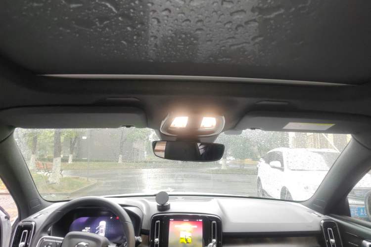 Used Volvo XC40 New Energy 2024 Long-Range PRO Version Headliner