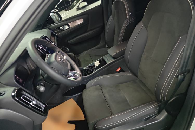 Used Volvo XC40 New Energy 2024 Long-Range PRO Version Left Front Seat