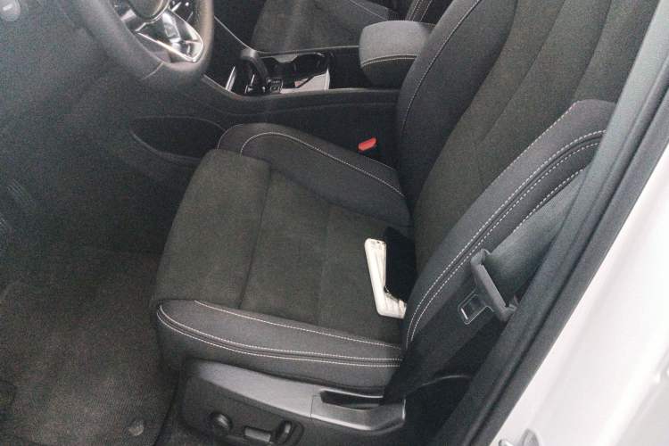 Used Volvo XC40 New Energy 2024 Long-Range PRO Version Left Front Seat