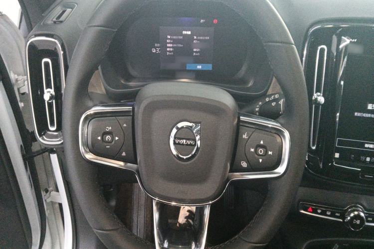 Used Volvo XC40 New Energy 2024 Long-Range PRO Version Steering Wheel