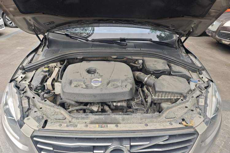 Used Volvo XC60 2014 Restyled T5 Zhiya Edition Engine Bay