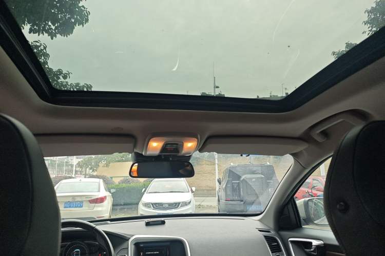 Used Volvo XC60 2014 Restyled T5 Zhiya Edition Headliner