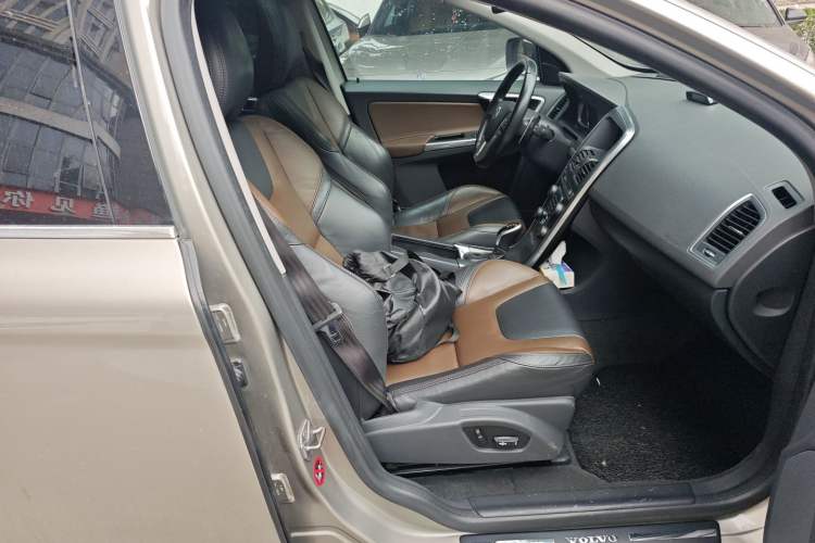 Used Volvo XC60 2014 Restyled T5 Zhiya Edition Right Front Seat