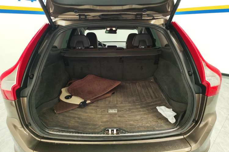 Used Volvo XC60 2014 Restyled T5 Zhiya Edition Trunk