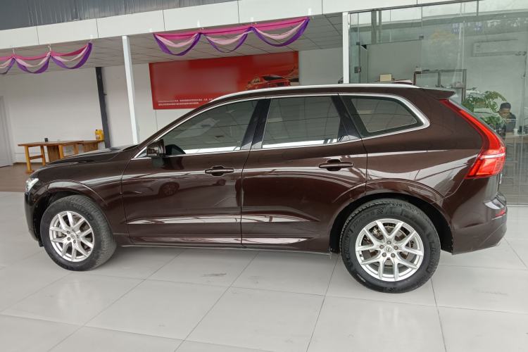 Used Volvo XC60 2019 T5 4x4 Smart Edition China V Standard Left Side