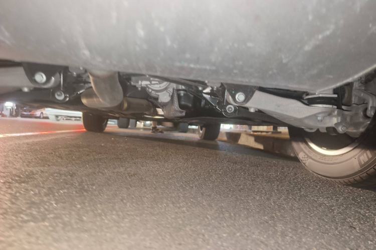 Used Volvo XC60 2023 B5 4x4 Smart Luxury Edition Chassis Rear