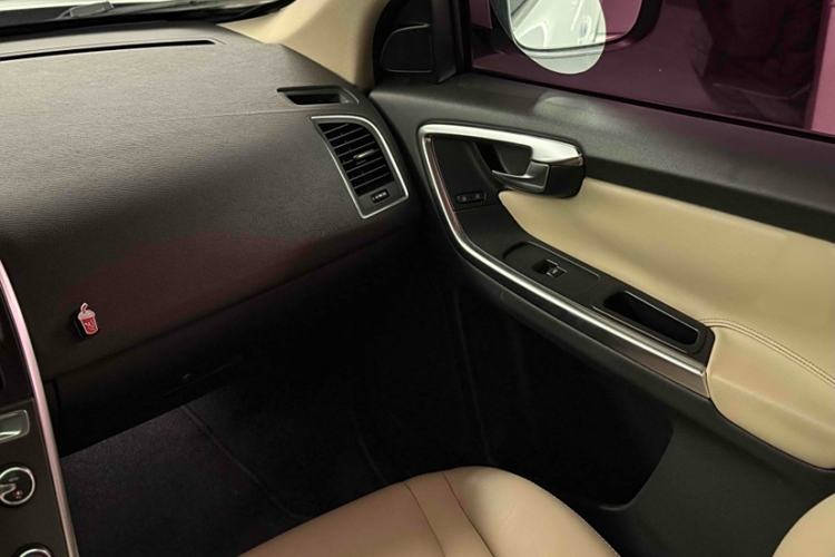 Used Volvo XC60 2014 T5 Zhiyi Edition Interior 5