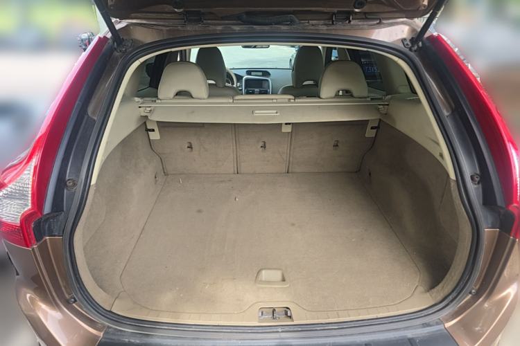 Used Volvo XC60 2009 T6 AWD Zhiya Edition Trunk