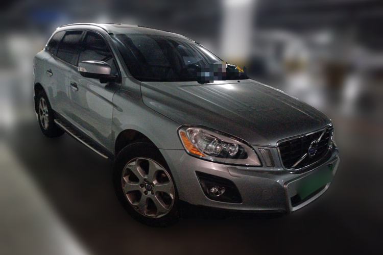 Used Volvo XC60 2009 T6 AWD Prestige Edition Front Right 45 Deg