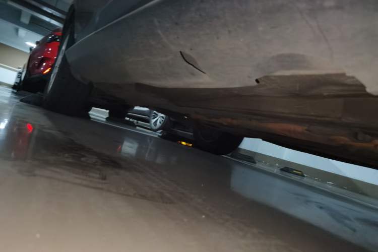 Used Volvo XC60 2010 T6 AWD Zhiya Edition Chassis Front Right