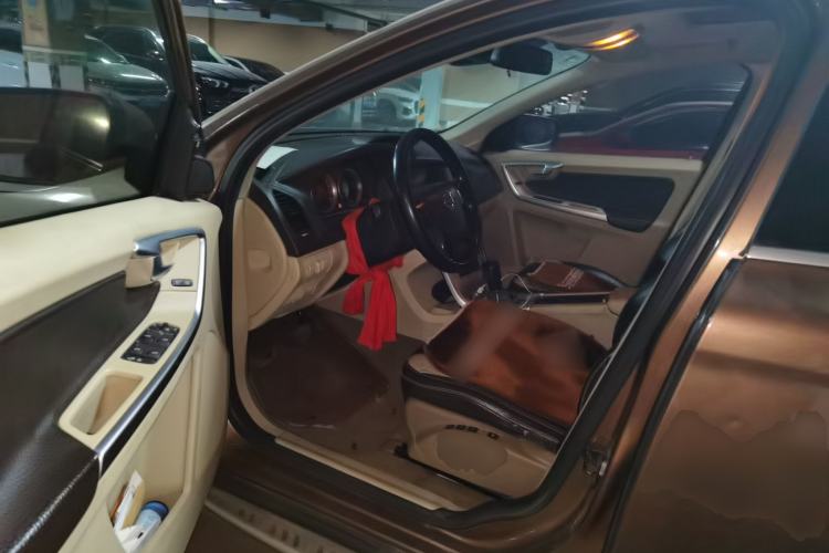 Used Volvo XC60 2010 T6 AWD Zhiya Edition Driver Seat