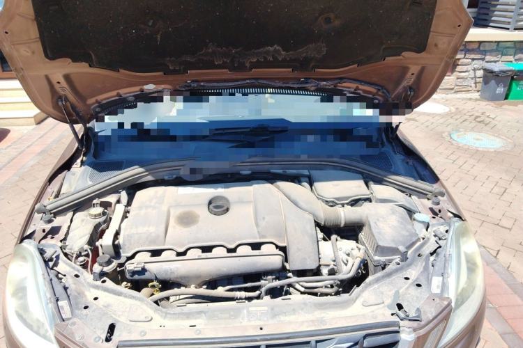 Used Volvo XC60 2010 T6 AWD Zhiya Edition Engine Bay