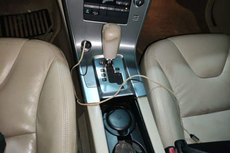 Used Volvo XC60 2010 T6 AWD Zhiya Edition Gear Lever